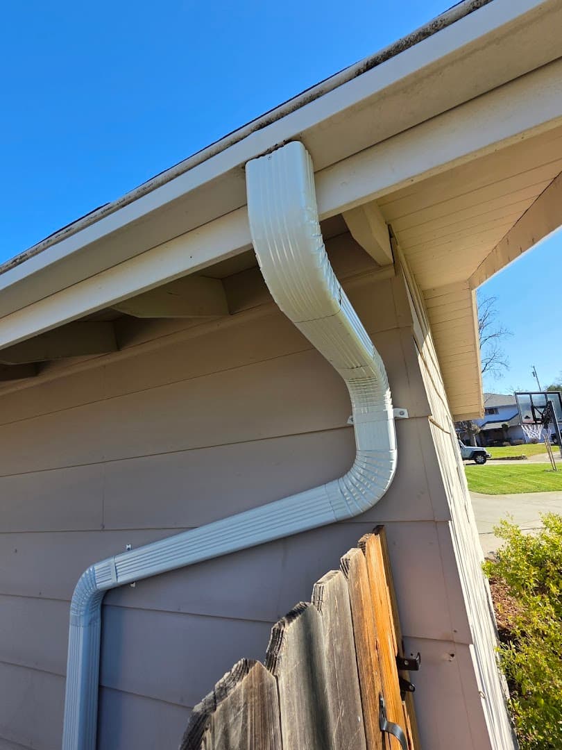 Sierra Vista Maintenance thumbnail 4