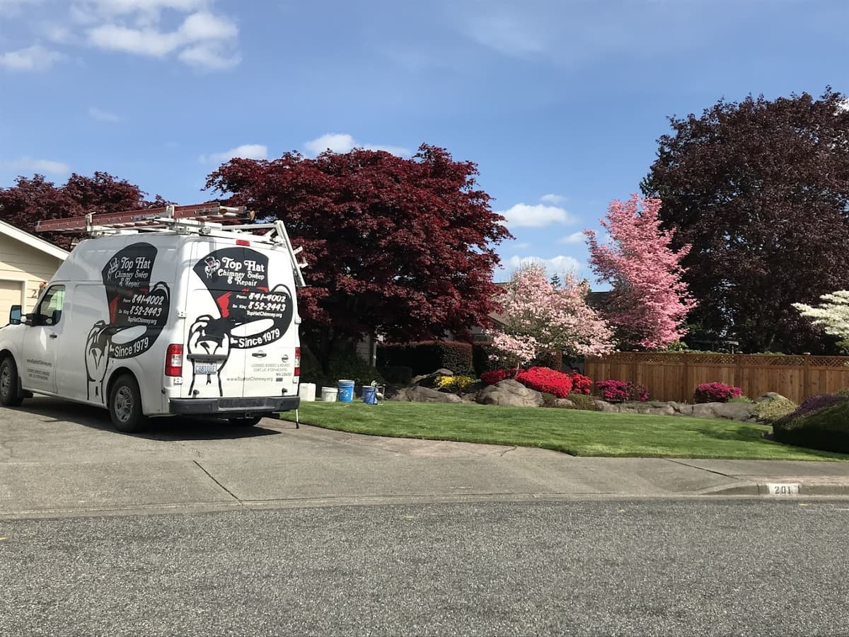 Top Hat Chimney Sweep & Repair - Professional chimney cleaning, inspection and repair services in Puyallup, Washington