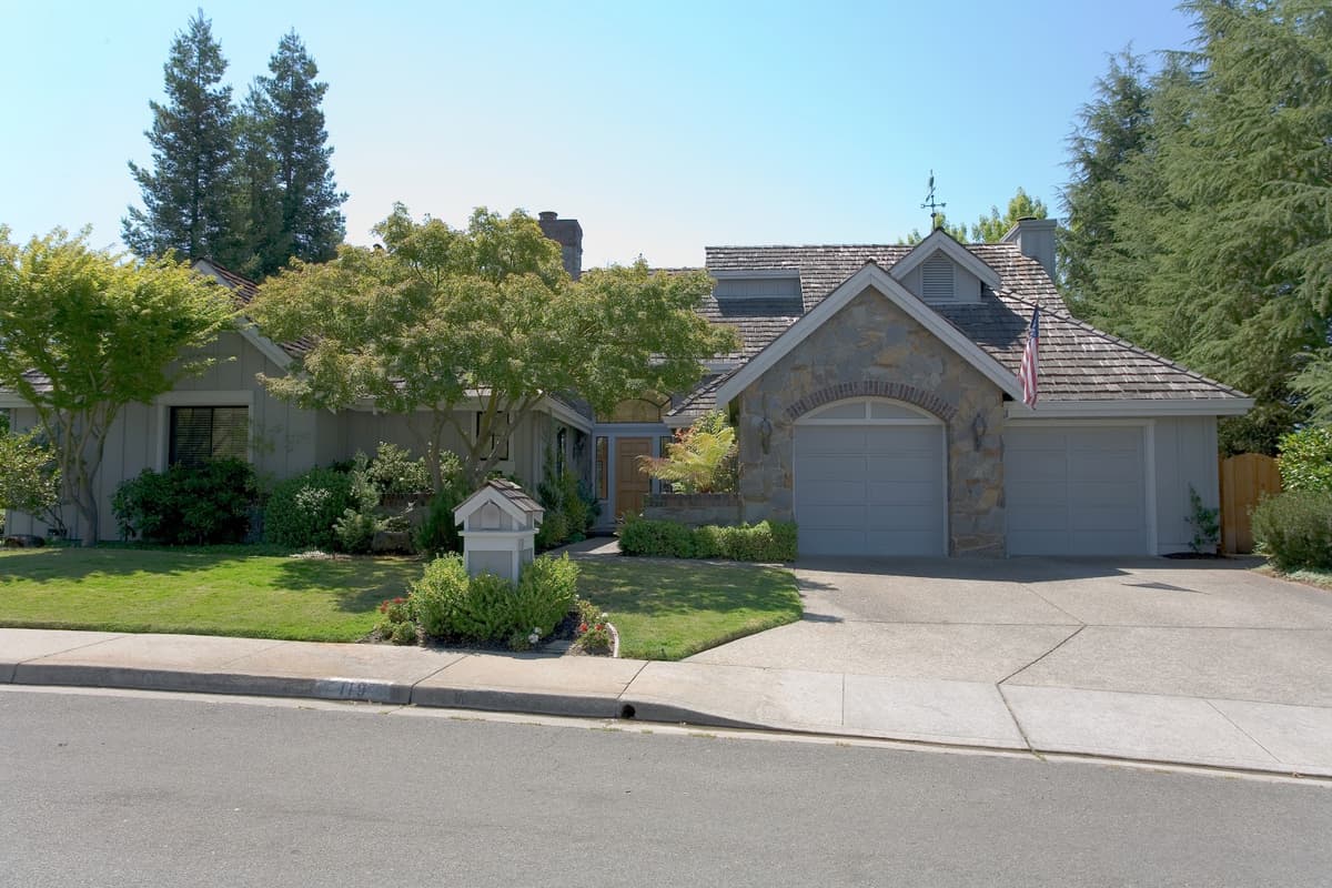 Salto Chimney Repair and Masonry Repair thumbnail 2