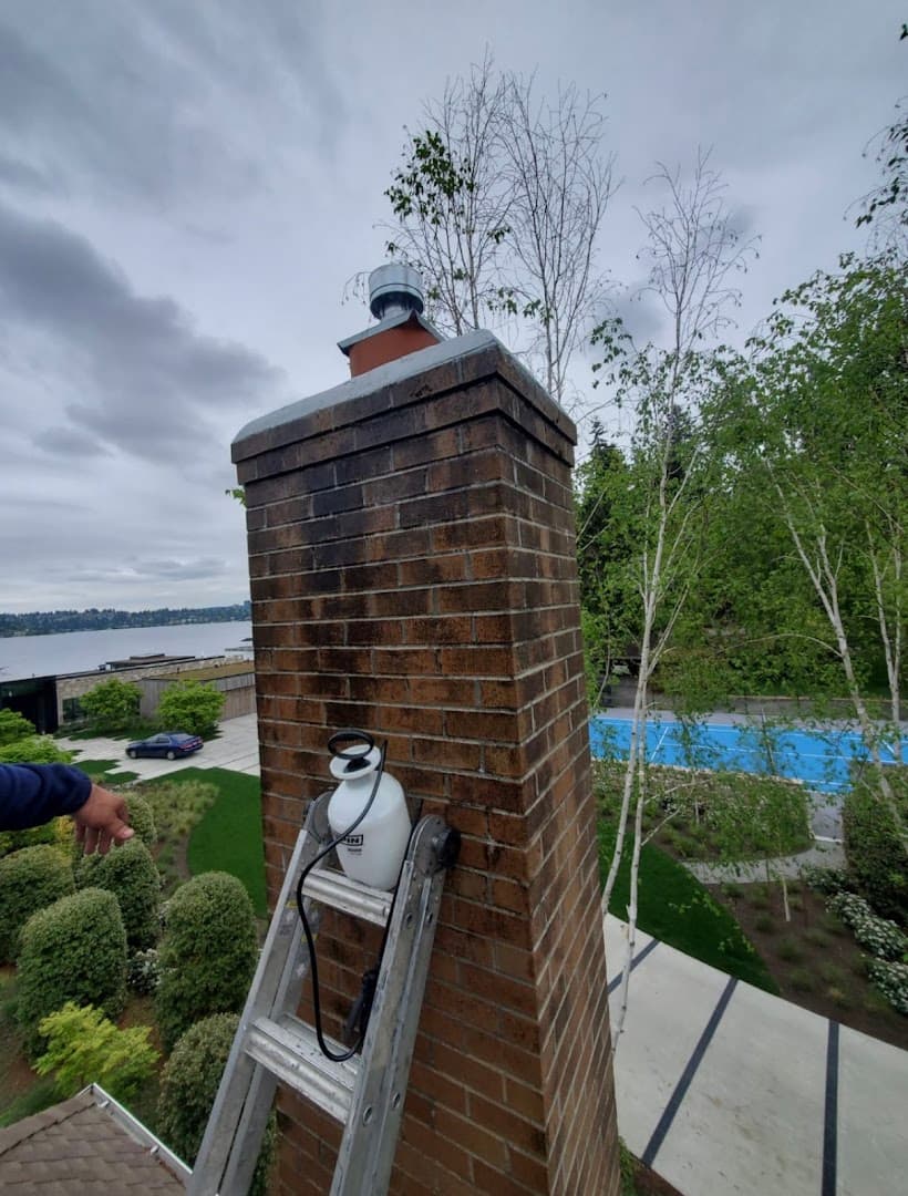 Seattle chimney services chimney services work photo 5 - Professional chimney cleaning and repair in North Bend, Washington