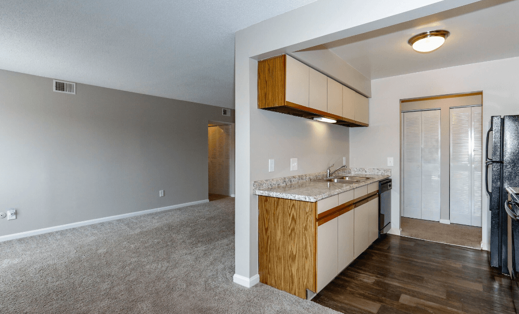 The Chimneys of Oak Creek thumbnail 4