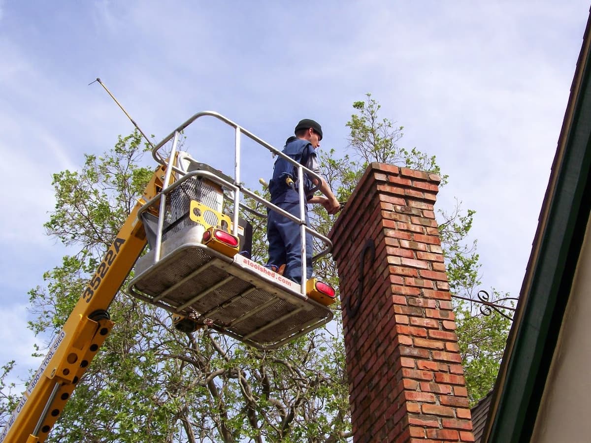 Mr Chimney & Dryer Vents R' Us - Professional chimney cleaning, inspection and repair services in Springfield, Massachusetts