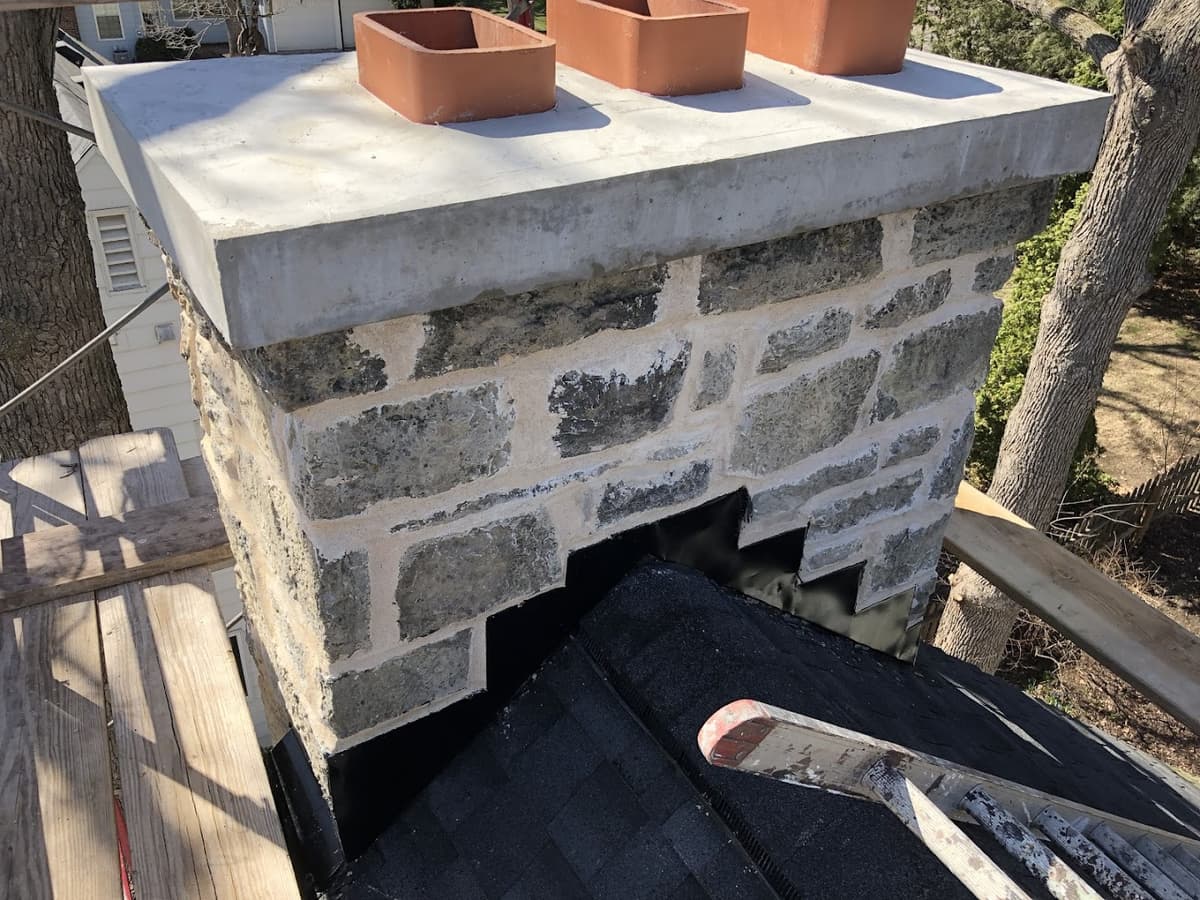 Badgerchimney thumbnail 2