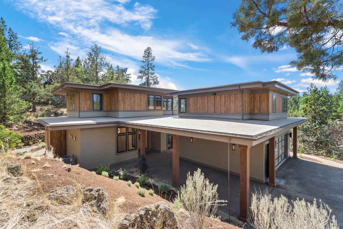 C J S Paintings & Chimney Cleaning Services Ltd - Professional chimney cleaning, inspection and repair services in Bend, Oregon